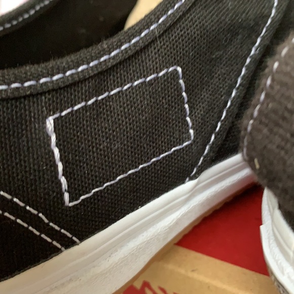 VANS EVADER STAPLE BLACK/TRUE WHITE WMNS - Picture 13 of 16